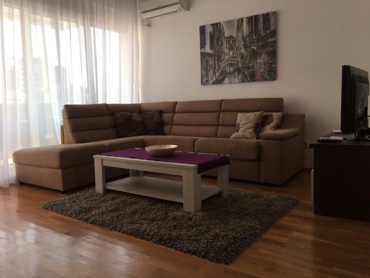 & Sea Apartman *
