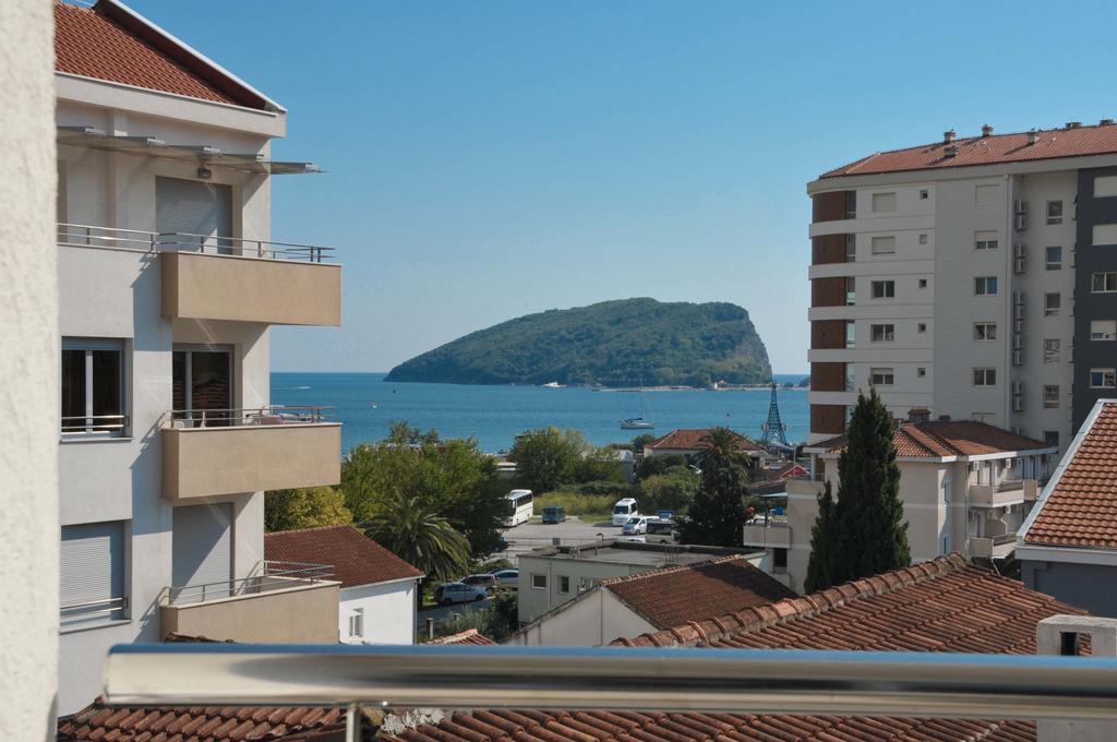 Daire & Sea Budva